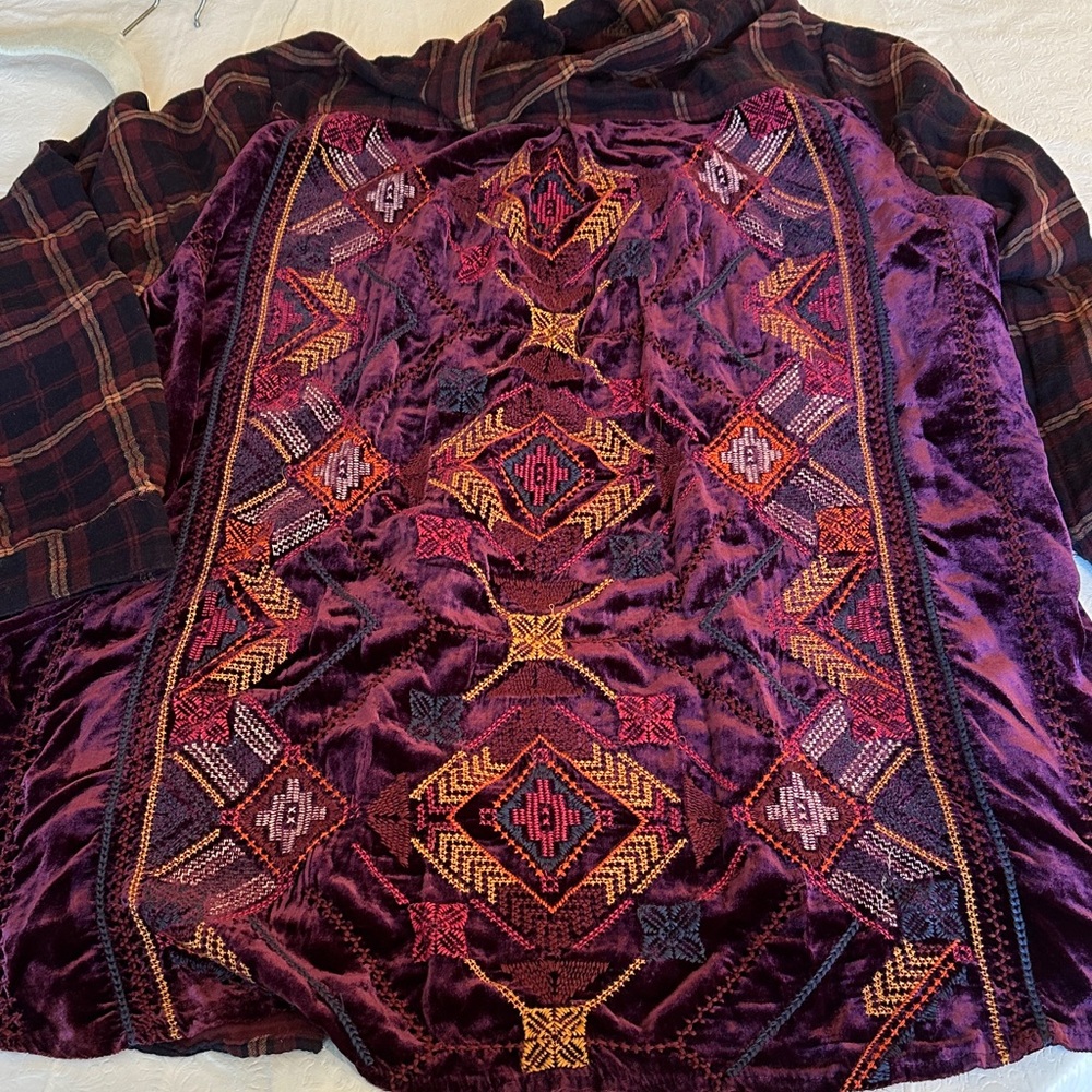 Embroidered Velvet Tunic with Geometric Patterns